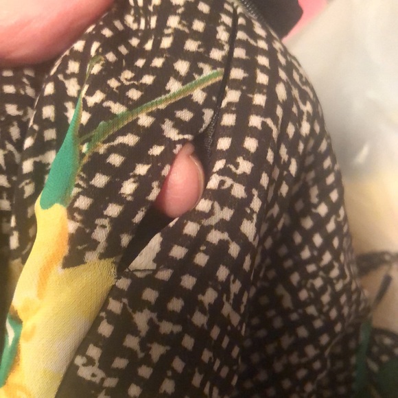 Pretty Flowing Dress by INC International Concepts Size 12 - Picture 16 of 17